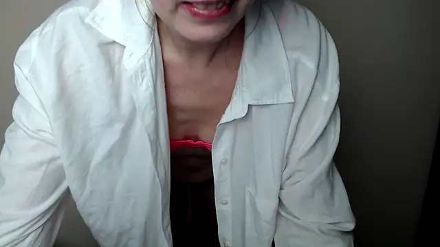 LiaSeass_'s cam snapshot