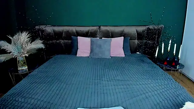 Rebecca_Diamond's cam snapshot