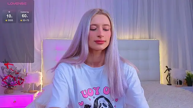 Monica_Leen's cam snapshot