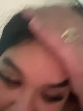 Aloyenita's cam snapshot