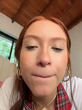 Alison_Ivanova live sex cam