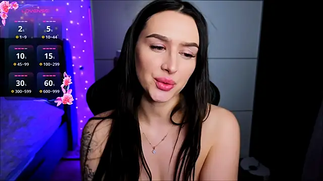 Veronica_Larsson's cam snapshot