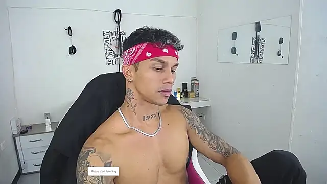 Leonard_Price live sex cam