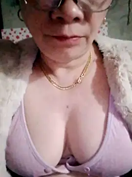 small-house123 live sex cam