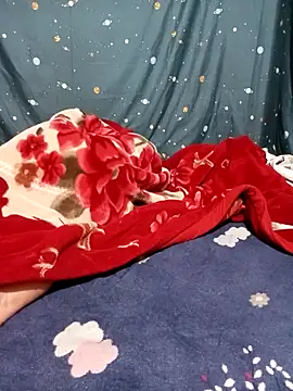 Phoena-a live sex cam