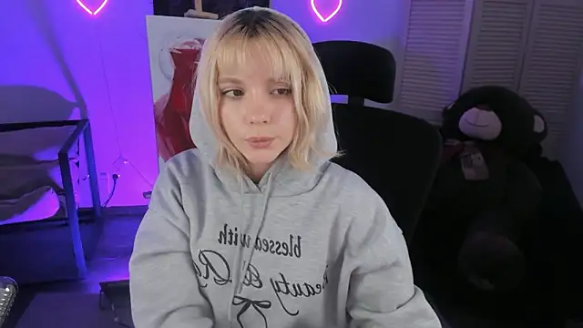 AuroraWrenfield's cam snapshot