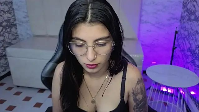 Cristal_love_v's cam snapshot