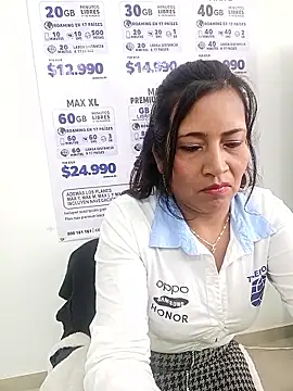 PAULA20-'s cam snapshot