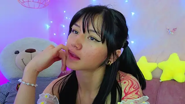 april_bennett's cam snapshot