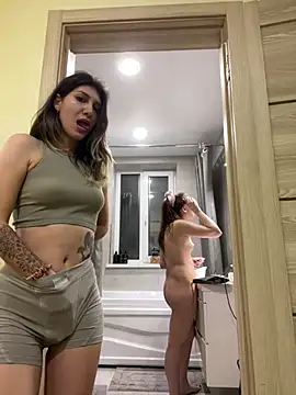 RussianGirls_'s cam snapshot