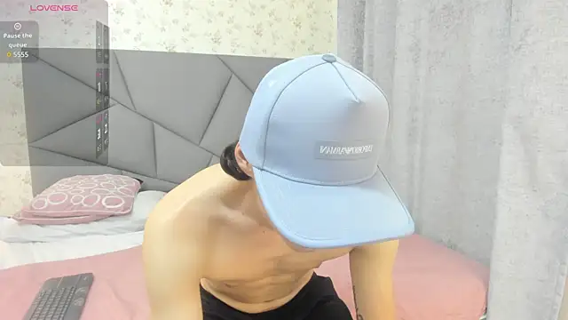 nicollandjhon's cam snapshot