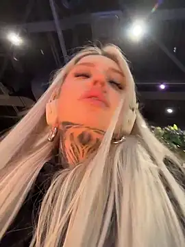 Chiibi's cam snapshot