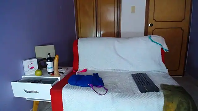 sophia_ny live sex cam