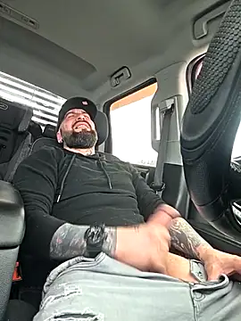 Beardedtattood live sex cam