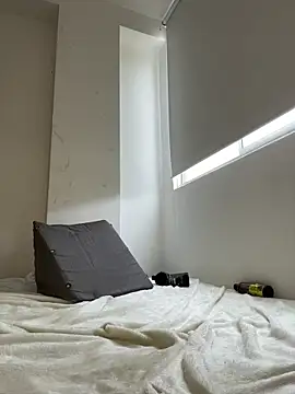 karinasantos_'s cam snapshot