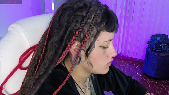 _sharlotte777 live sex cam