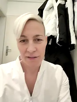 DarleenHot live sex cam