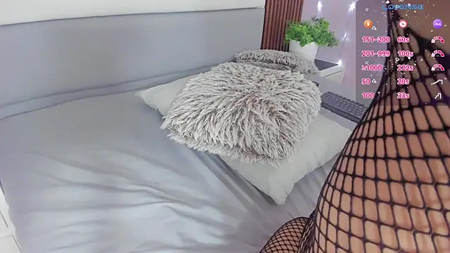 ALICESTARKK live sex cam