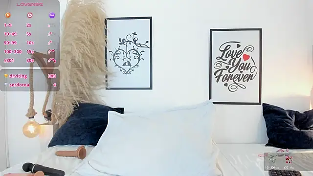 mia_lourence live sex cam