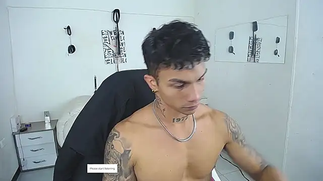 Leonard_Price live sex cam