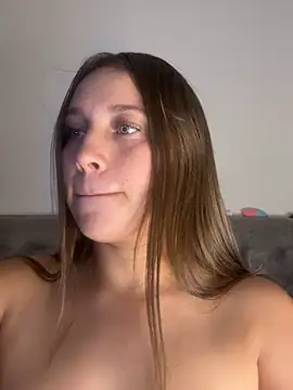 ScarletVelvetX's cam snapshot