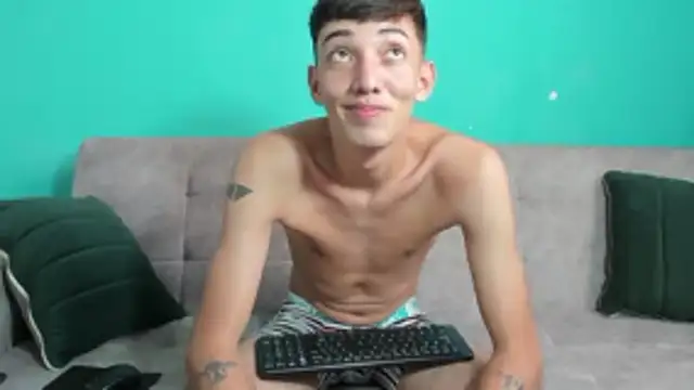 Maikol_Ortiz live sex cam