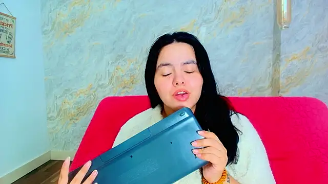 Mia_candy_0's cam snapshot