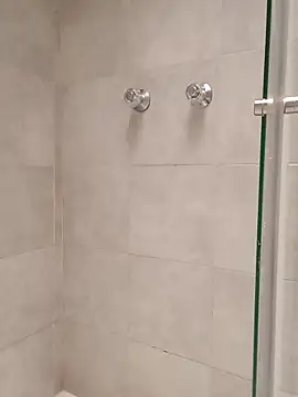 MaddieQuinn's cam snapshot