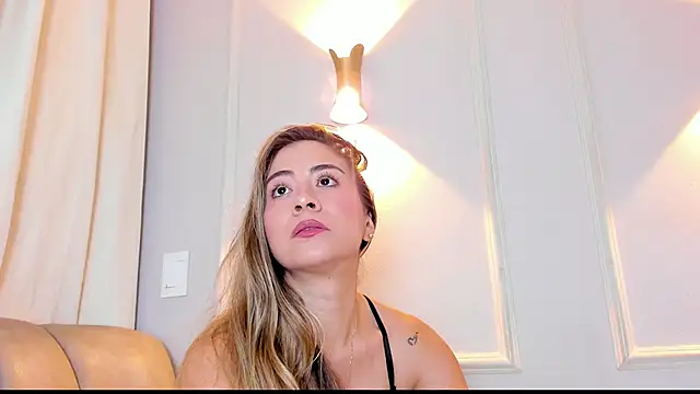 Lia_walton's cam snapshot