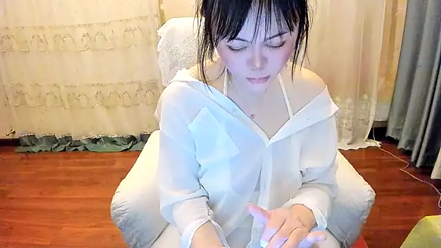 Pennyee's cam snapshot