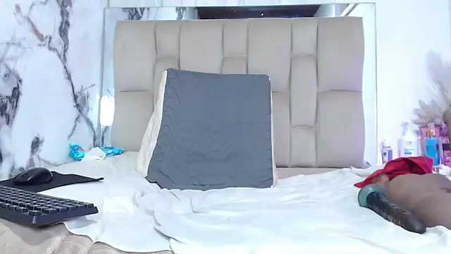 Rachele_x's cam snapshot