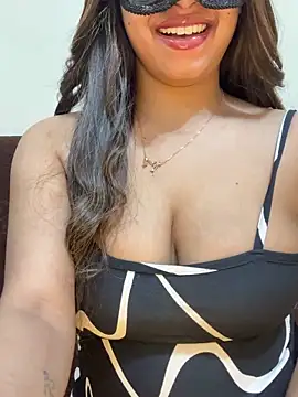 Cute-Sakhi live sex cam