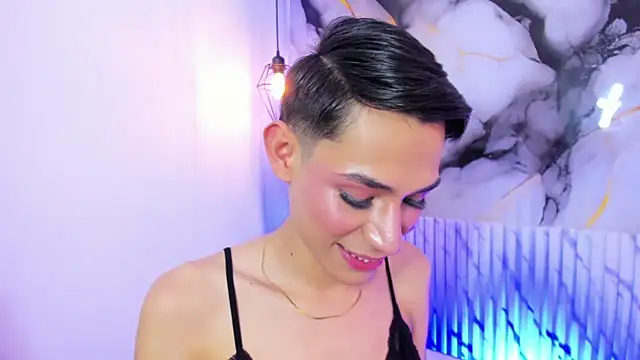 JackeOwens live sex cam