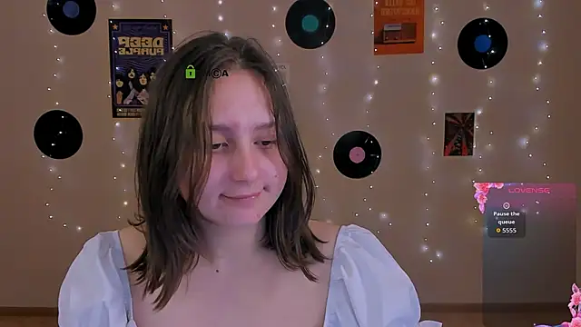 kora_cosmo's cam snapshot