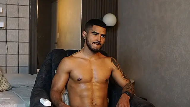 Reik_Vonn live sex cam