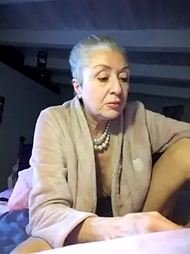 divinaerotica live sex cam