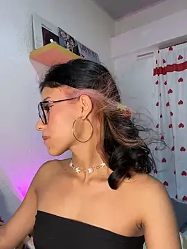 abyy_lee_'s cam snapshot