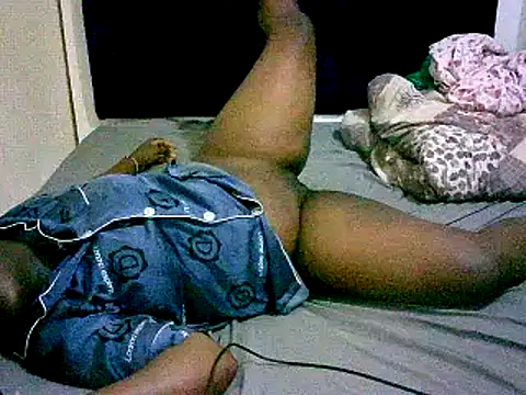 honeypotsweet live sex cam