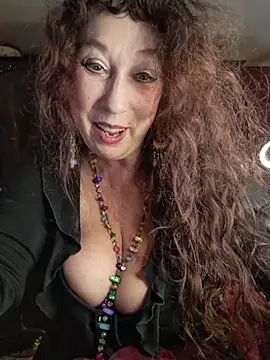 GypsyEsmeralda live sex cam