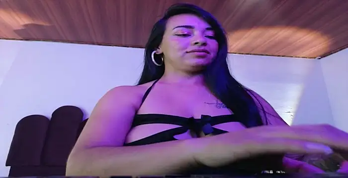 Miss_Victoria_11's cam snapshot