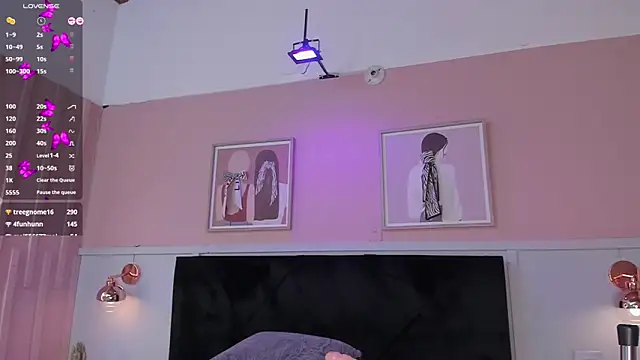 elodie_walker live sex cam