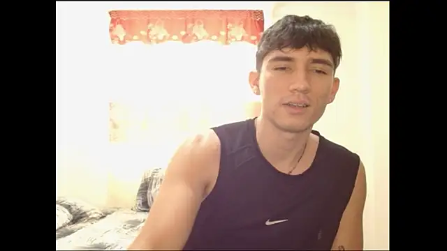 ChicoMaloFfF live sex cam