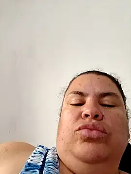 yaneth_'s cam snapshot