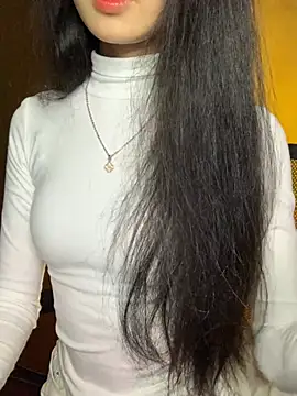 Nhinhi18's cam snapshot