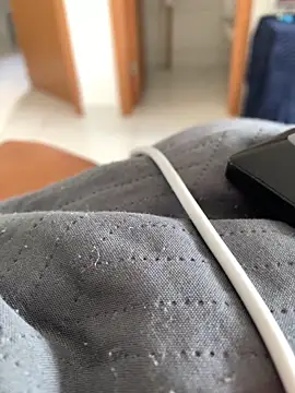 bety13's cam snapshot