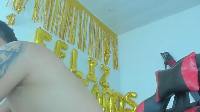 Steven_and_Camilo18's cam snapshot