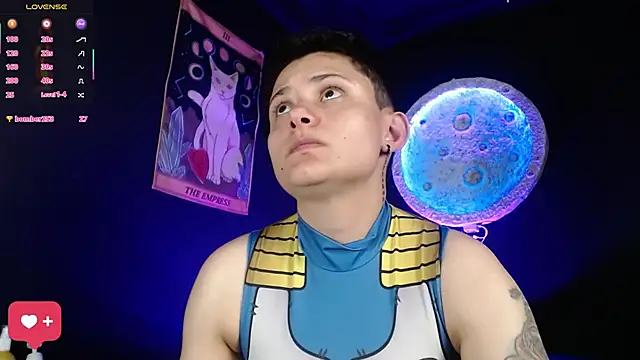 girl_intense444's cam snapshot