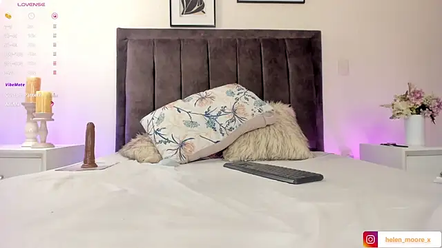 helen_mooree's cam snapshot