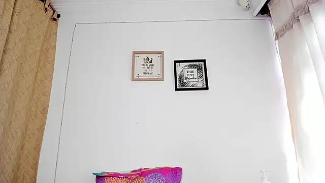 selena_jhonson's cam snapshot