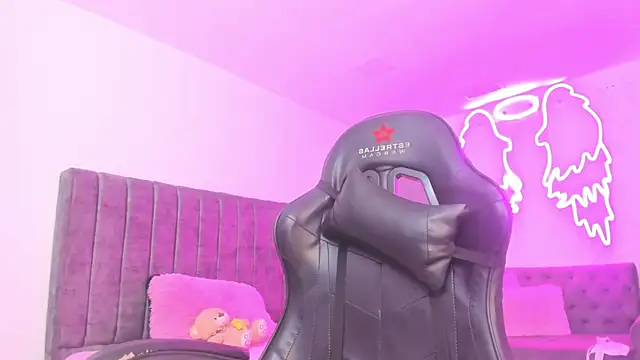 silvana__miller live sex cam